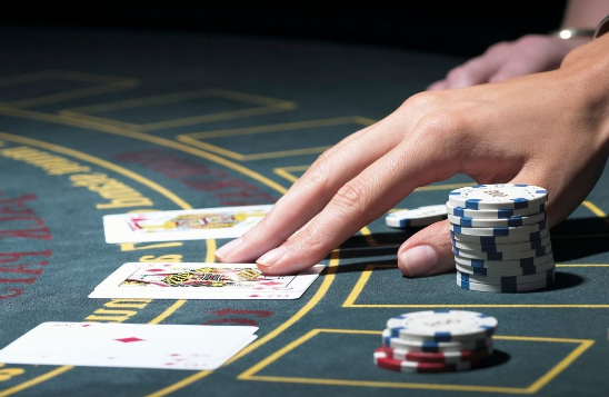 You can increase your chances of winning by using the fundamental blackjack strategy
